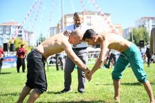 19.Uluslararası Turgut Özal Karakucak Güreşleri Renkli Ve Coşku Dolu Bir Törenle Başladı