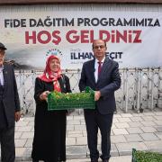 Yeşilyurt Belediyesi’nden Çiftçilere Büyük Destek! 250 Bin Adet Sebze Fidesi Dağıtıldı