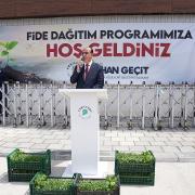 Yeşilyurt Belediyesi’nden Çiftçilere Büyük Destek! 250 Bin Adet Sebze Fidesi Dağıtıldı