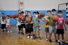 Yeşilyurt Belediyesinin Basketbol Kursu, Miniklere Neşe Ve Enerji Getiriyor!
