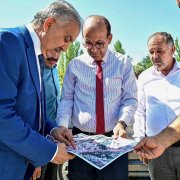 Başkan Geçit, Çırmıktı’daki ‘Köy Evleri’ Projelerini İnceledi