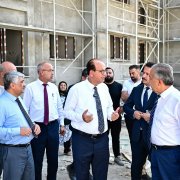 Başkan Geçit, Yeşil Yaşam Evleri (Kentsel Dönüşüm) İnşaatını İnceledi