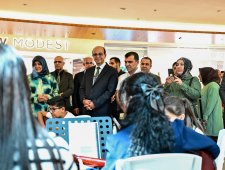 Kadınların El Emeği Göz Nuru Eserleri ‘Kurs Merkezleri-Yılsonu’ Sergisinde Beğeniye Sunuldu