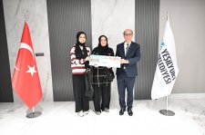 Başkan Geçit, ‘Eğitime Destek’ Projesinden Yararlanan Öğrencilerle Buluştu