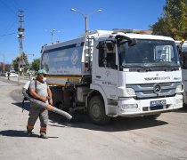 Yeşilyurt Belediyesinin Temizlik Seferberliği Devam Ediyor