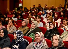 Yeşilyurt’taki Anlamlı Söyleşi Duygusal Anlara Sahne Oldu