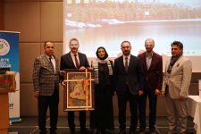 “Bağımlılıkla Mücadelede Aile ve Medya Okuryazarlığı” Paneline Yoğun İlgi!