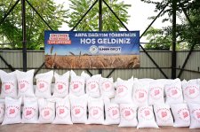 Yeşilyurt Belediyesi’nden Küçükbaş Hayvan Yetiştiricilerine 50 Ton Arpa Desteği!