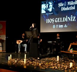 Yeşilyurt’ta “Şiir Ve Müzik Dinletisi” Sanatseverlerden Tam Not Aldı!