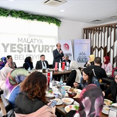 Yeşilyurt Belediyesi’nin Ev Sahipliği Yaptığı ‘Aile Mentörlüğü’ Eğitim Programı Tamamlandı