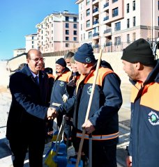 Başkan Geçit, “İkizce Konutlarında Yaşam Kalitesini Artırıyoruz”