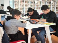 Yeşilyurt Belediyesi Çilesiz Kütüphanesi Gençlerin Buluşma Noktası Oldu!