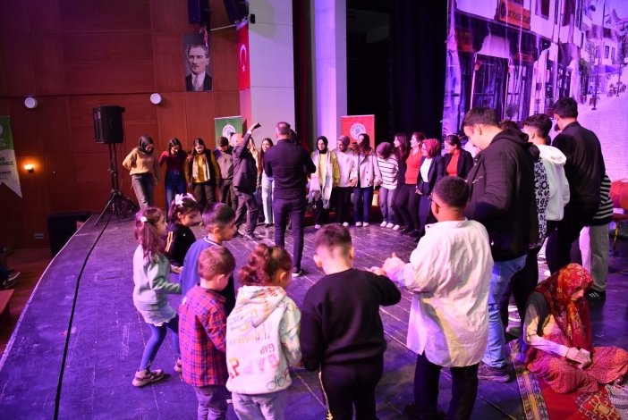 “Yeşilyurt Eyvan Geceleri” Keyifli ve Coşkulu Geçti