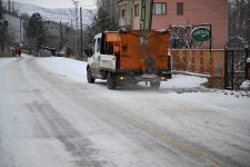 Yeşilyurt’ta Karla Mücadele Aralıksız Sürüyor!