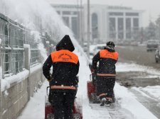 Yeşilyurt Belediyesi Karla Mücadelede 7/24 Sahada!