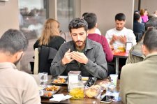 Yeşilyurt Belediyesi’nden İnönü Üniversitesi Yaşam Merkezi’nde Gönül Sofrası!