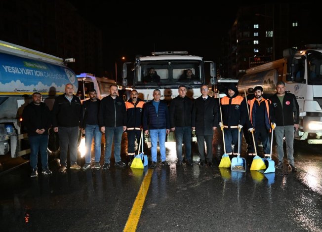 Yeşilyurt’ta Bayram Öncesi Temizlik Seferberliği