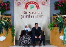 Yeşilyurt Belediyesi’nin ‘Bir Yastıkta Yarım Asır’ Özel Programında Duygusal Anlar Yaşandı 