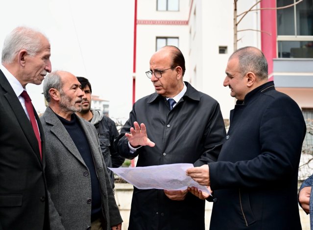 Başkan Geçit, Tecde Mahallesindeki Yol Yenileme Çalışmalarını İnceledi