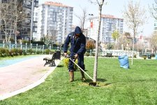 Yeşilyurt’ta Park Ve Yeşil Alanlar Yaz Sezonuna Hazırlanıyor