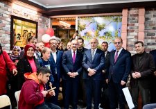 Yeşilyurt Belediyesi Otizm Yaşam Ve Destek Merkezi Hizmete Sunuldu