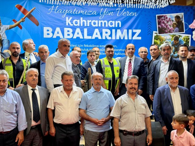 Yeşilyurt Belediyesinden Mahalle Muhtarlarına “Babalar Günü” Vefası!