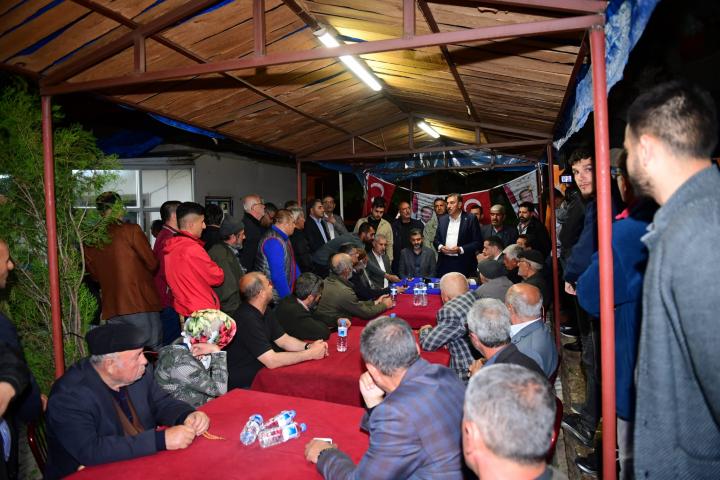 “AK Parti Verdiği Sözleri Yerine Getiren Milletin Partisidir”